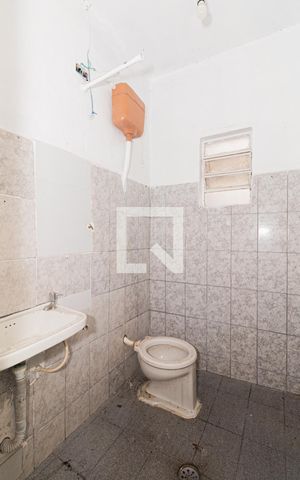 Casa para alugar com 250m², 3 quartos e sem vaga Casa para alugar com 250m², 3 quartos e sem vagaBanheiro - Casa 03