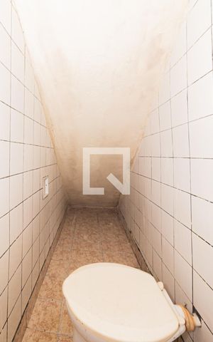 Casa para alugar com 250m², 3 quartos e sem vaga Casa para alugar com 250m², 3 quartos e sem vagaBanheiro - Casa 02