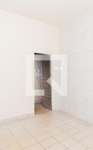 Casa para alugar com 250m², 3 quartos e sem vaga Casa para alugar com 250m², 3 quartos e sem vagaQuarto - Casa 02