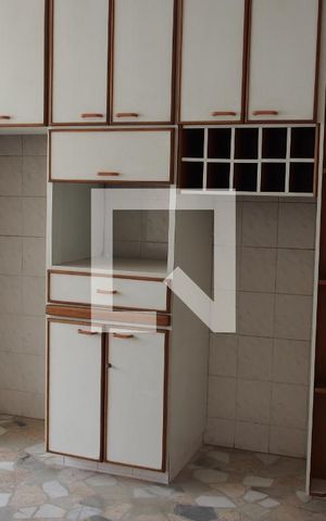 Casa para alugar com 266m², 3 quartos e 2 vagasCozinha