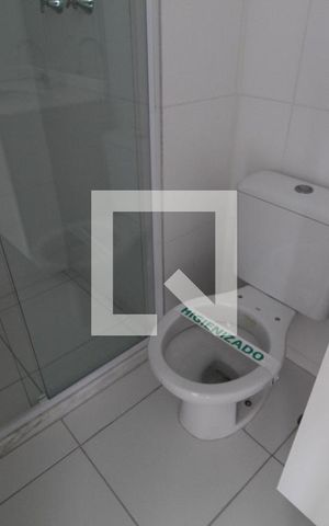 Apartamento para alugar com 54m², 2 quartos e 1 vagaBanheiro do corredor