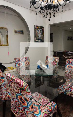 Casa à venda com 110m², 2 quartos e sem vaga Casa à venda com 110m², 2 quartos e sem vagaSala de Jantar