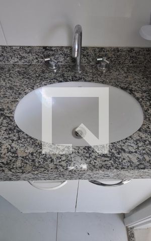 Casa de condomínio para alugar com 36m², 1 quarto e 1 vagaBanheiro
