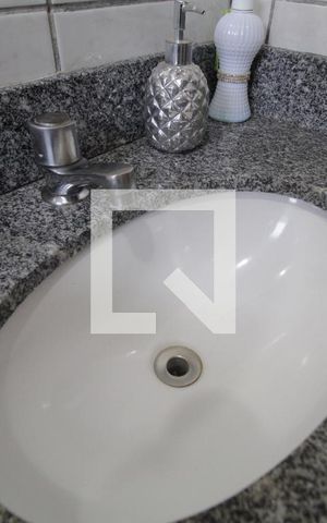Apartamento para alugar com 58m², 2 quartos e 1 vagaBanheiro Social