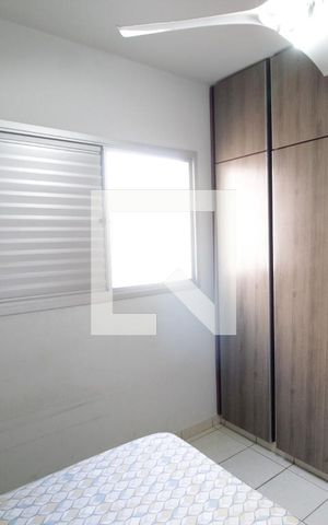 Apartamento para alugar com 58m², 2 quartos e 1 vagaQuarto 1