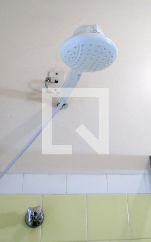 Casa para alugar com 495m², 5 quartos e 2 vagasBanheiro 2 Casa 3 (Chuveiro)