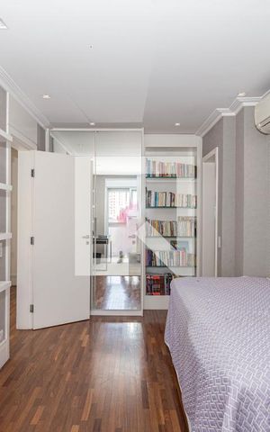 Casa à venda com 307m², 4 quartos e 2 vagas Casa à venda com 307m², 4 quartos e 2 vagasSuite 3