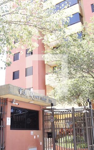 Apartamento à venda com 104m², 2 quartos e 3 vagasFachada
