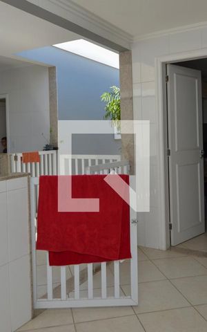 Casa de condomínio à venda com 431m², 6 quartos e 6 vagasÁrea de serviço