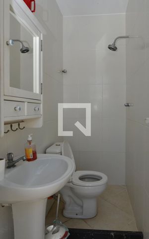 Casa de condomínio à venda com 431m², 6 quartos e 6 vagasBanheiro 