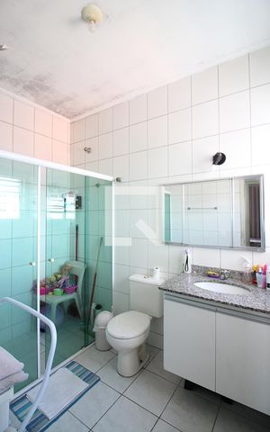 Casa para alugar com 133m², 2 quartos e 3 vagasBanheiro Social 2