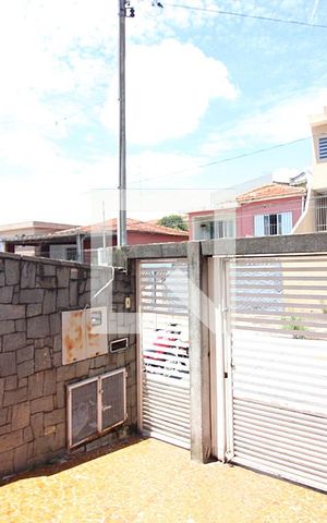 Casa para alugar com 133m², 2 quartos e 3 vagasGaragem