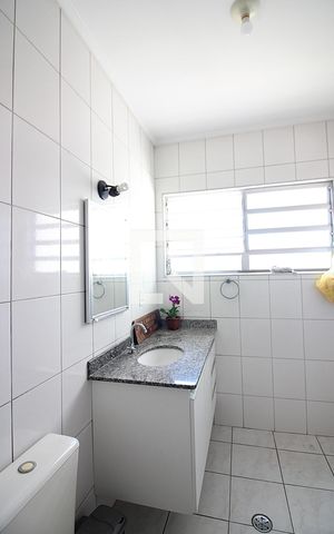 Casa para alugar com 133m², 2 quartos e 3 vagasBanheiro Social 1