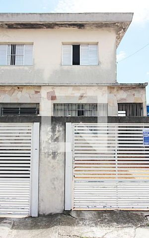 Casa para alugar com 133m², 2 quartos e 3 vagasFachada 
