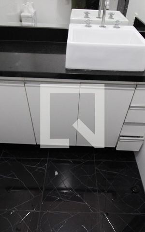 Apartamento à venda com 135m², 3 quartos e 2 vagasQuarto 3 - Banheiro