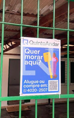 Casa à venda com 250m², 2 quartos e 1 vaga Casa à venda com 250m², 2 quartos e 1 vagaPlaquinha