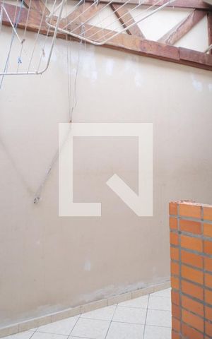 Casa à venda com 250m², 2 quartos e 1 vagaÁrea de Serviço