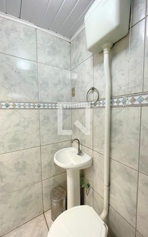 Casa à venda com 250m², 2 quartos e 1 vaga Casa à venda com 250m², 2 quartos e 1 vagaBanheiro 2