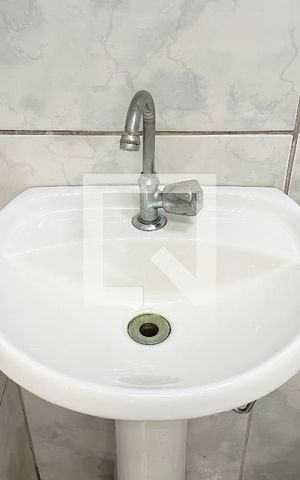 Casa à venda com 250m², 2 quartos e 1 vaga Casa à venda com 250m², 2 quartos e 1 vagaBanheiro 2