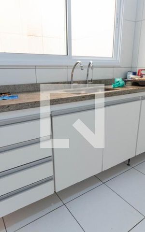 Casa de condomínio à venda com 63m², 2 quartos e 1 vaga Casa de condomínio à venda com 63m², 2 quartos e 1 vagaCozinha