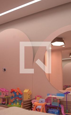 Casa de condomínio à venda com 188m², 4 quartos e 4 vagasQuarto 3 - Suíte