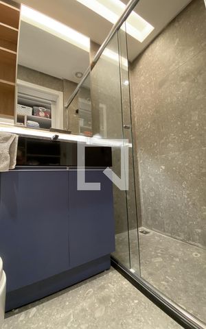 Casa de condomínio à venda com 188m², 4 quartos e 4 vagasBanheiro da Suíte 4