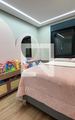 Casa de condomínio à venda com 188m², 4 quartos e 4 vagasQuarto 3 - Suíte