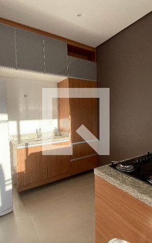 Casa de condomínio à venda com 188m², 4 quartos e 4 vagasÁrea comum - Salão de festas