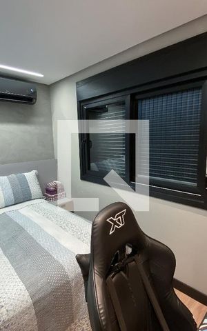 Casa de condomínio à venda com 188m², 4 quartos e 4 vagasQuarto 4 - Suíte