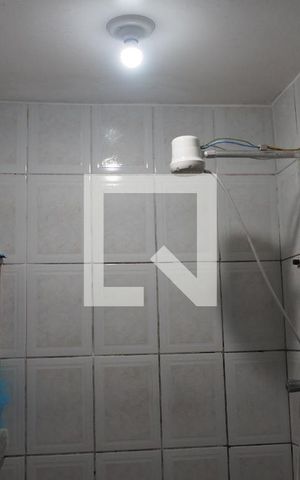 Casa à venda com 96m², 2 quartos e 1 vagaBanheiro 1