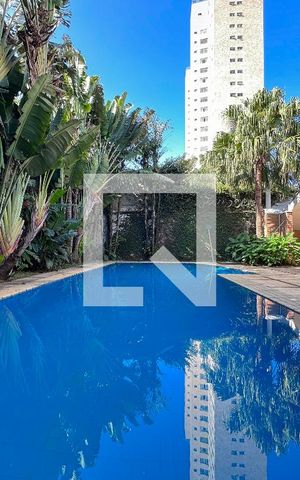 Casa à venda com 561m², 3 quartos e 4 vagasPiscina