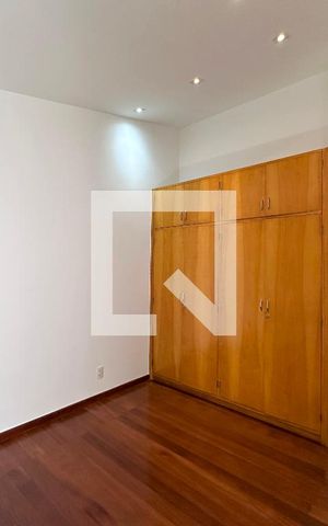 Casa à venda com 561m², 3 quartos e 4 vagasQuarto 3