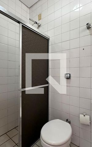 Casa à venda com 561m², 3 quartos e 4 vagasBanheiro de Serviço