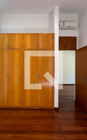 Casa à venda com 561m², 3 quartos e 4 vagasQuarto 3