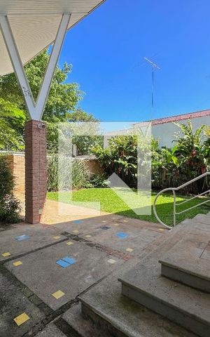 Casa à venda com 561m², 3 quartos e 4 vagasJardim