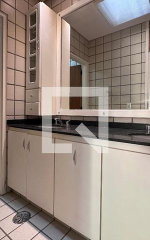 Casa à venda com 561m², 3 quartos e 4 vagasBanheiro Social