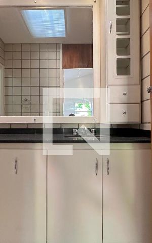 Casa à venda com 561m², 3 quartos e 4 vagasBanheiro Social