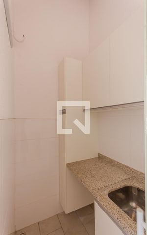 Apartamento à venda com 107m², 2 quartos e 1 vagaÁrea de Serviço
