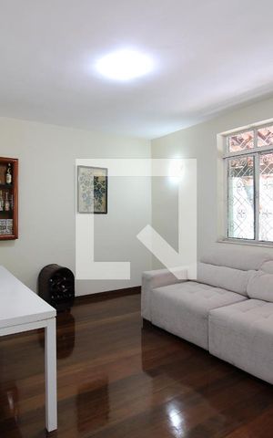 Casa de condomínio à venda com 359m², 3 quartos e 2 vagasSala