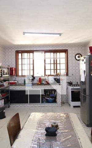 Casa de condomínio à venda com 359m², 3 quartos e 2 vagasCozinha