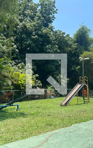 Casa de condomínio à venda com 359m², 3 quartos e 2 vagas Casa de condomínio à venda com 359m², 3 quartos e 2 vagasÁrea Comum