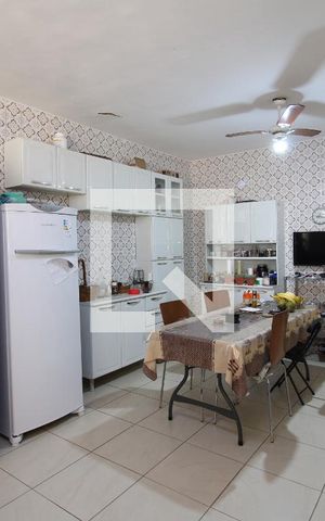 Casa de condomínio à venda com 359m², 3 quartos e 2 vagasCozinha