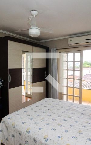 Casa à venda com 265m², 3 quartos e 3 vagas Casa à venda com 265m², 3 quartos e 3 vagasQuarto 2