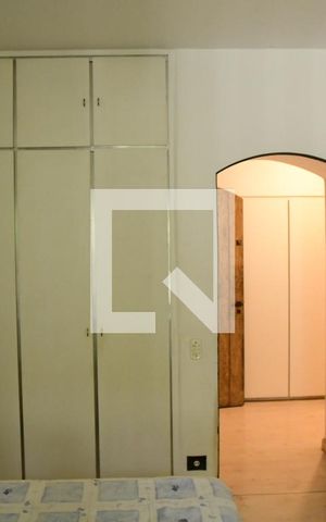 Casa de condomínio para alugar com 900m², 7 quartos e 6 vagasSuíte 2 