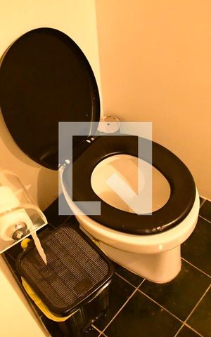 Casa de condomínio para alugar com 900m², 7 quartos e 6 vagasLavabo