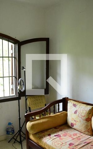 Casa de condomínio para alugar com 900m², 7 quartos e 6 vagasQuarto de Serviço