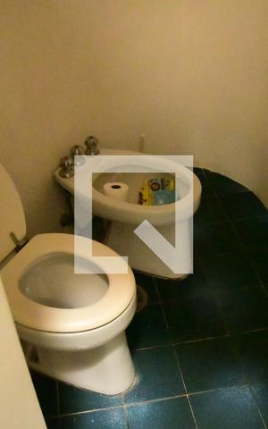 Casa de condomínio para alugar com 900m², 7 quartos e 6 vagasBanheiro suíte 2 