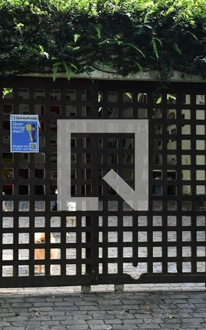 Casa de condomínio para alugar com 900m², 7 quartos e 6 vagasPlaca QA