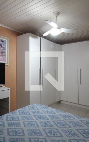 Casa à venda com 198m², 4 quartos e 2 vagasQuarto 1