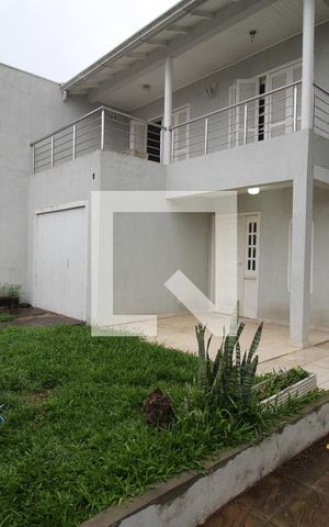 Casa à venda com 198m², 4 quartos e 2 vagasÁrea externa